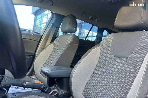 Opel Astra 2020 - фото 20