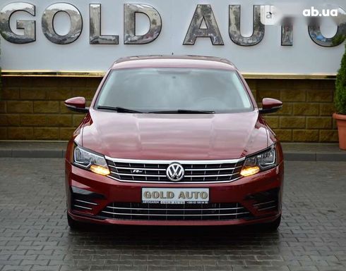 Volkswagen Passat 2018 - фото 6