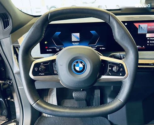 BMW iX 2022 - фото 30