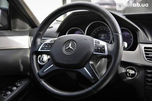 Mercedes-Benz E 200 2014 - фото 15