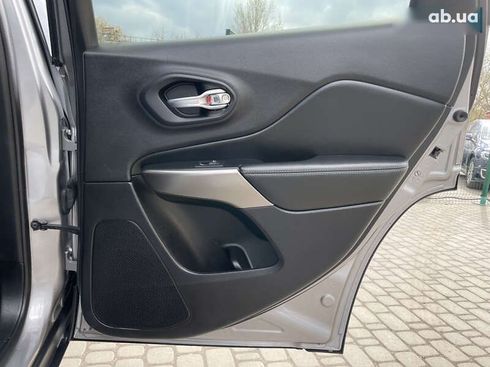 Jeep Cherokee 2020 - фото 29