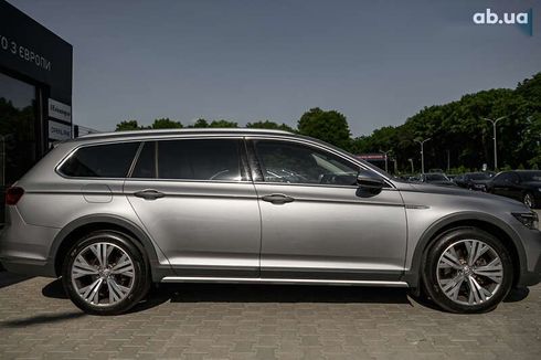 Volkswagen passat alltrack 2020 - фото 12
