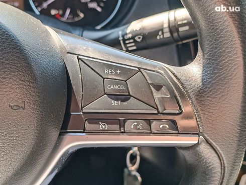 Nissan Rogue 2017 белый - фото 22
