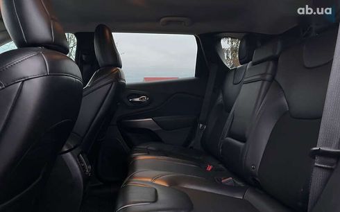 Jeep Cherokee 2019 - фото 20