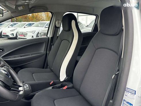 Renault Zoe 2020 - фото 18