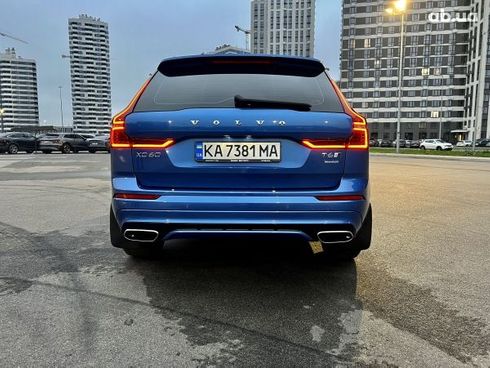 Volvo XC60 2018 - фото 8