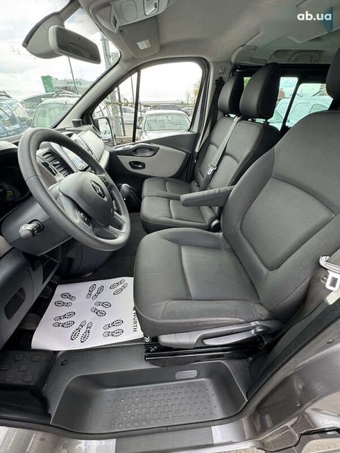 Renault Trafic 2016 - фото 15
