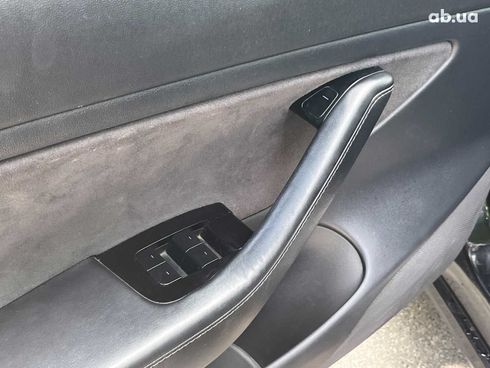 Tesla Model 3 2018 черный - фото 16