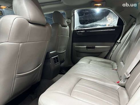 Chrysler 300C 2006 - фото 19