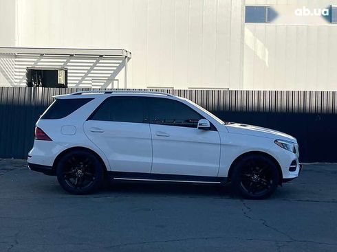 Mercedes-Benz GLE-Class 2017 - фото 13