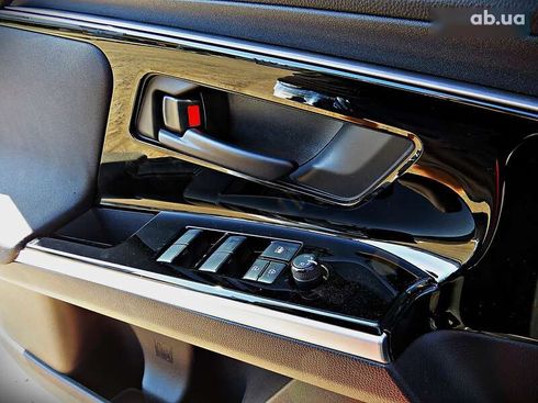 Subaru Solterra 2023 - фото 8