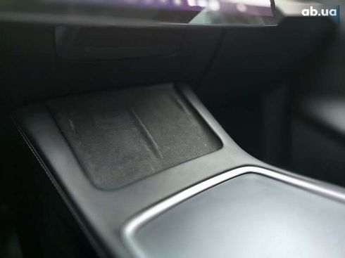 Tesla Model Y 2022 - фото 14