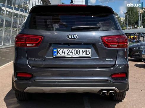 Kia Sorento 2019 - фото 4