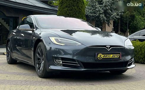 Tesla Model S 2019 - фото 9