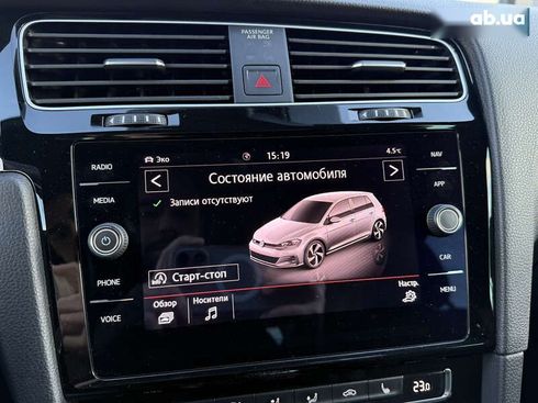 Volkswagen Golf GTI 2020 - фото 30