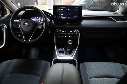 Toyota RAV4 2023 - фото 21