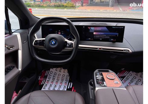 BMW iX 2021 - фото 11