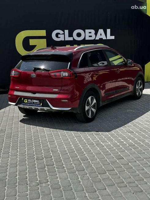 Kia Niro 2017 - фото 18