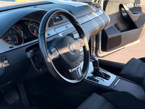 Volkswagen passat b6 2010 серый - фото 32