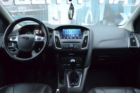 Ford Focus 2014 красный - фото 9