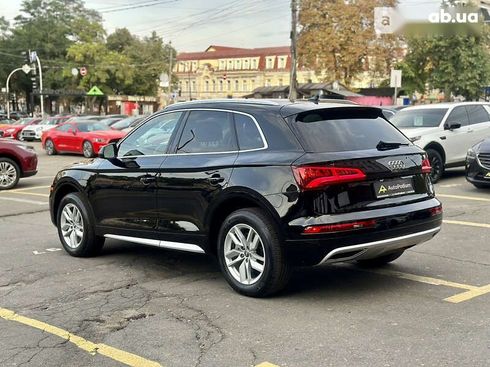 Audi Q5 2017 - фото 21