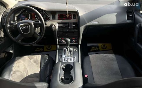 Audi Q7 2008 - фото 19