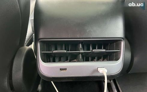 Tesla Model 3 2019 - фото 17