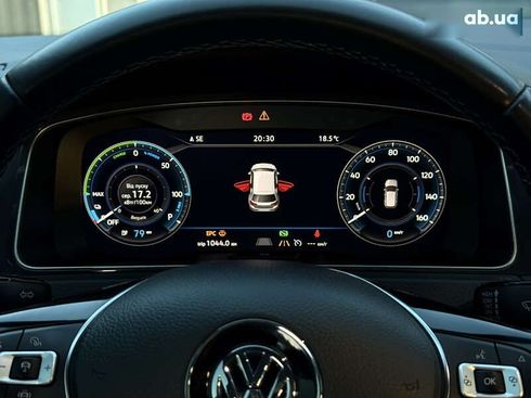 Volkswagen e-Golf 2018 - фото 23