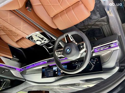 BMW i7 2023 - фото 29