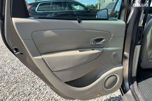 Renault Scenic 2009 - фото 15