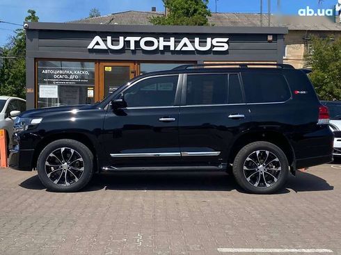 Toyota Land Cruiser 2020 - фото 5