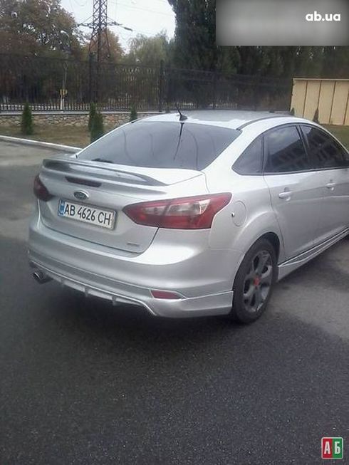 Ford Focus 2015 серебристый - фото 6