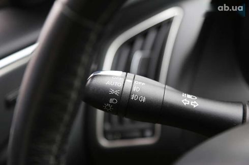 Infiniti Q50 2016 - фото 24