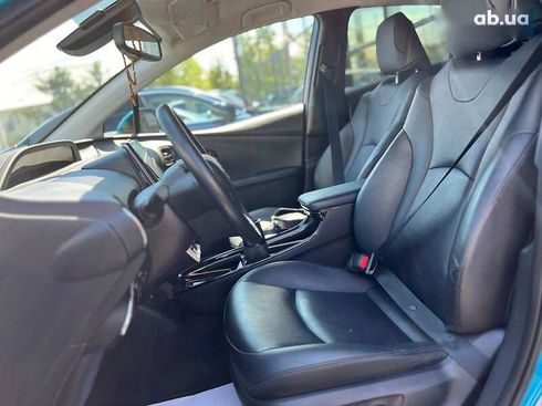Toyota Prius 2018 - фото 9