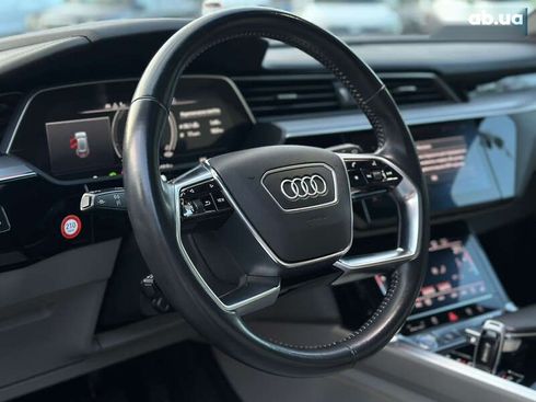 Audi E-Tron 2019 - фото 27
