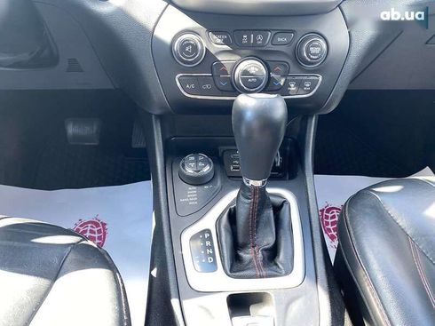 Jeep Cherokee 2016 - фото 20