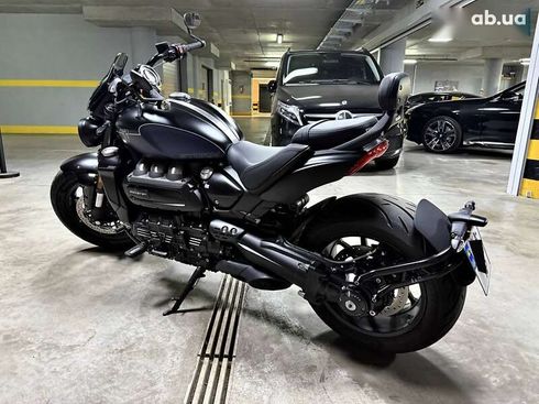 Triumph Rocket 3 2024 - фото 13