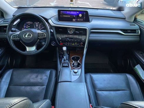 Lexus RX 2018 - фото 27