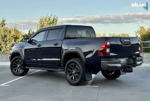 Toyota Hilux 2022 - фото 8