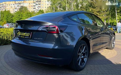 Tesla Model 3 2022 - фото 7