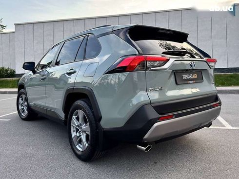 Toyota RAV4 2024 - фото 8