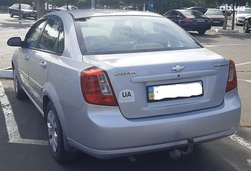 Chevrolet Lacetti 2009 серебристый - фото 3