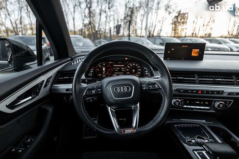 Audi Q7 2017 - фото 14