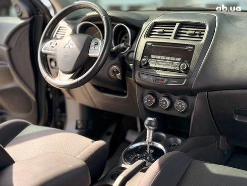 Mitsubishi Outlander 2015 черный - фото 30