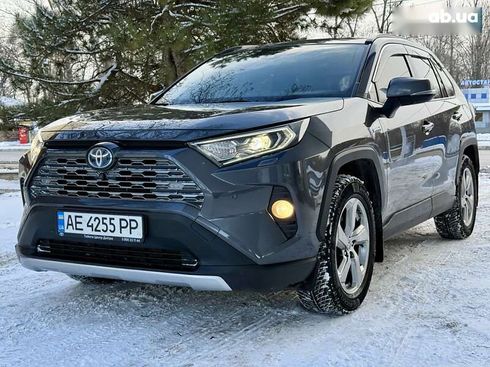 Toyota RAV4 2021 - фото 5