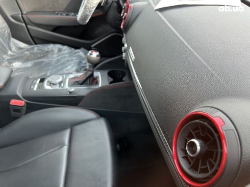 Audi RS 3 2021 - фото 11