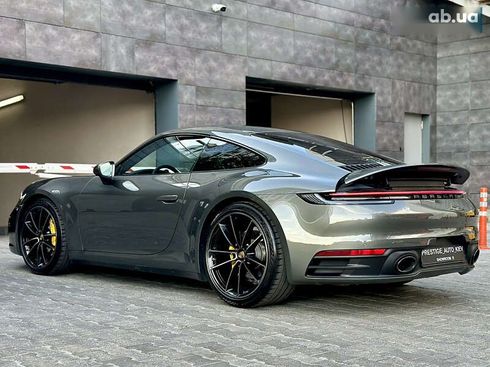 Porsche 911 2021 - фото 21