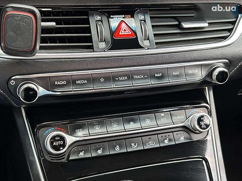 Hyundai Grandeur 2017 - фото 14