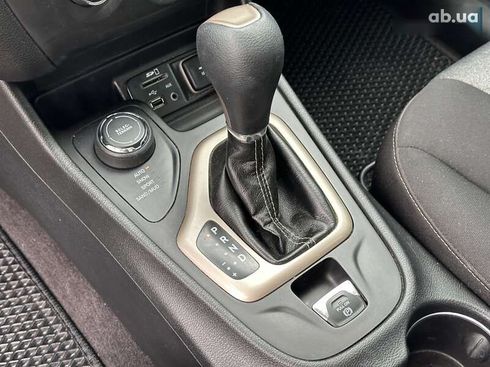 Jeep Cherokee 2017 - фото 28