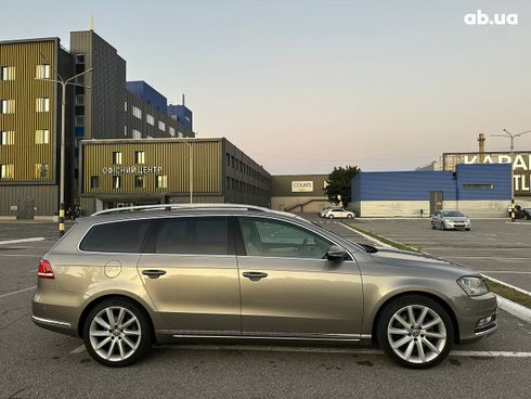 Volkswagen Passat 2012 коричневый - фото 3